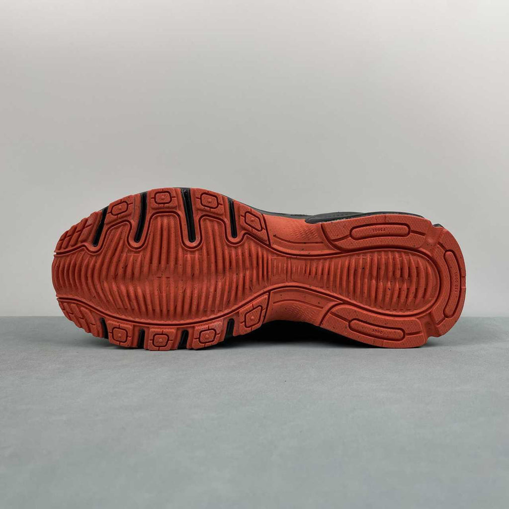 Nike Air Max Sneakers - Black & Red